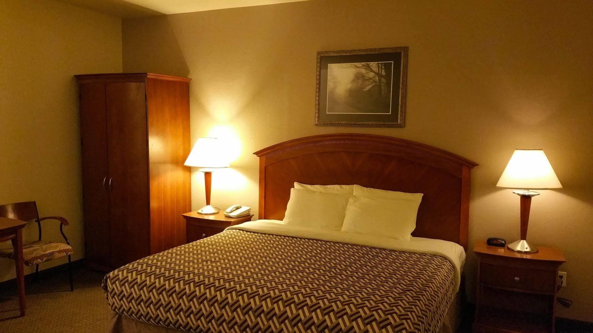 A Riverside Inn Travelodge By Wyndham Fairplay Exterior foto